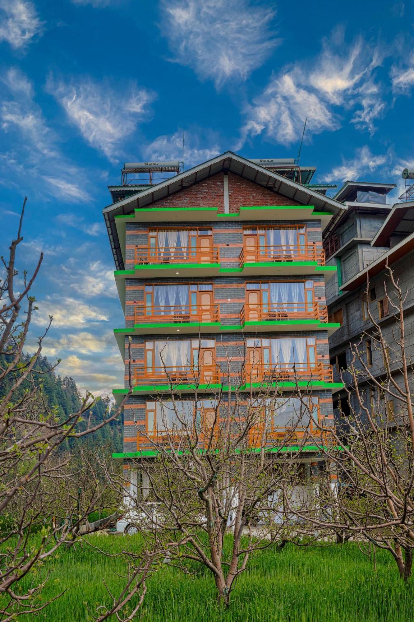 Dev Rising Love Heart Hotel Manali  Bagian luar foto