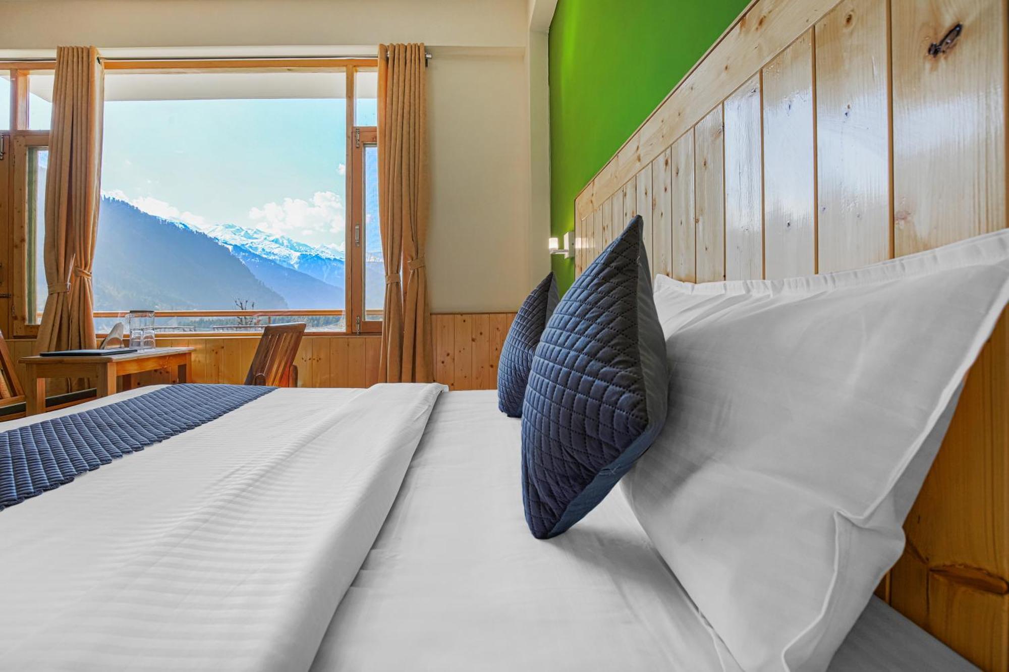 Dev Rising Love Heart Hotel Manali  Bagian luar foto